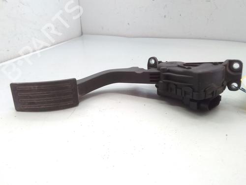 Used Pedal VOLVO C30 (533) 2.0 D (136 hp) 20595697