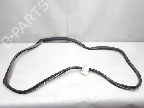 Used Rubber door seal AUDI A8 D2 (4D2, 4D8) 6.0 W12 quattro (420 hp) 20541703