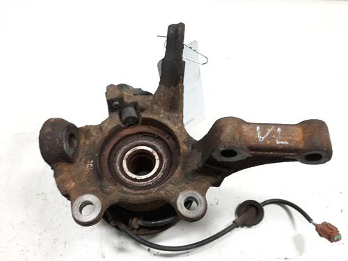 Left front steering knuckle NISSAN ALMERA TINO (V10) 1.8 | BP20524291M25 
