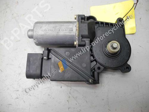 Rudehejsemotor forskærm højre MERCEDES-BENZ A-CLASS (W168) A 160 (168.033, 168.133) (102 hp) 20562472