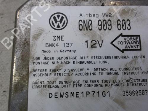 Kollisjonspute styreenhet VW GOLF III (1H1) 1.4 (60 hp) 20574360