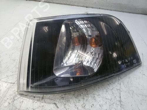 Used Left front indicator VOLVO V40 Estate (645) 1.8 LPG (122 hp) 20537130