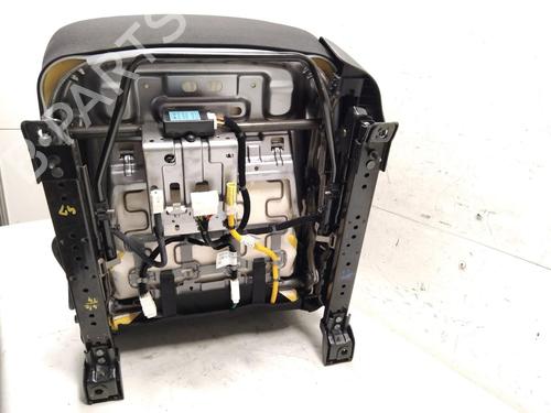 Left front seat HYUNDAI i30 Estate (GD) 1.6 CRDi | BP32003386C15 - Image 5