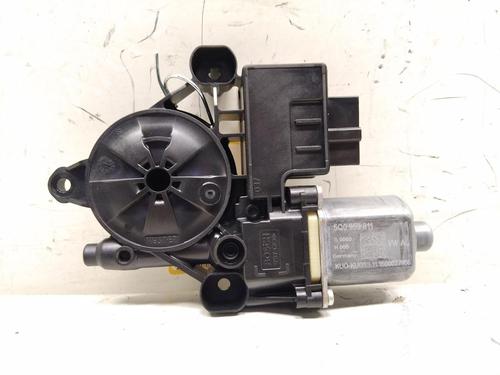 Left rear window motor VW GOLF SPORTSVAN VII (AM1, AN1) 1.4 TSI | BP31906884E23 