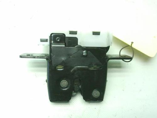 Used Tailgate lock RENAULT MEGANE II Estate (KM0/1_) 1.6 16V (112 hp) 20570045