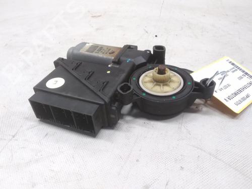 Left front window motor SKODA FABIA I Combi (6Y5) 1.4 16V | BP31687657E21 - Image 2