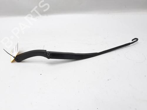 Front windshield wiper arm RENAULT LAGUNA II Grandtour (KG0/1_) 2.0 16V (KG00, KG0K, KG0W, KG0P) | BP20584445C143 