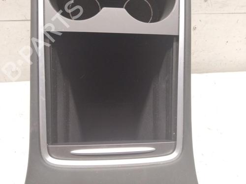 Armrest / Center console TESLA MODEL Y (5YJY) EV | BP31839596I20 