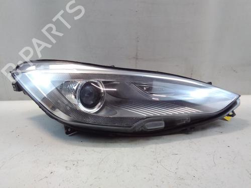 Used Right headlight Right headlight TESLA MODEL S (5YJS) 85 (367 hp) 33219015 33219015