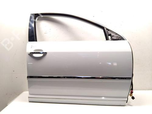 Used Right front door VW PHAETON (3D1, 3D2, 3D3, 3D4, 3D6, 3D7, 3D8, 3D9) 3.0 V6 TDI 4motion (245 hp) 30161306