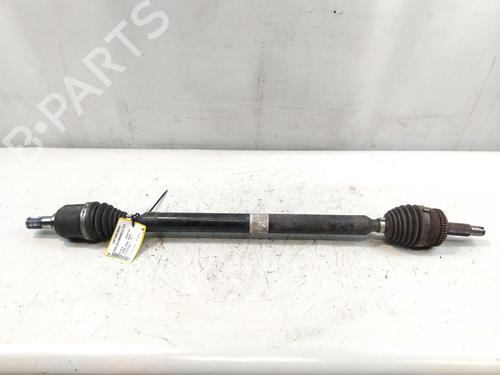 Used Right front driveshaft HYUNDAI i30 Estate (GD) 1.6 CRDi (136 hp) 31981851