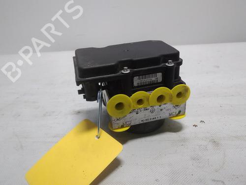 Used ABS pump DACIA SANDERO 1.4 (BS0C, BS0A, BS0G, BS1F, BS0E) (75 hp) 20524820