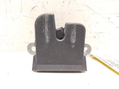 Used Tailgate lock VW POLO V (6R1, 6C1) 1.2 TSI (105 hp) 32352829