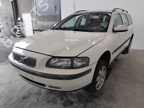 Used Parts VOLVO V70 II (285)  D5  4555044