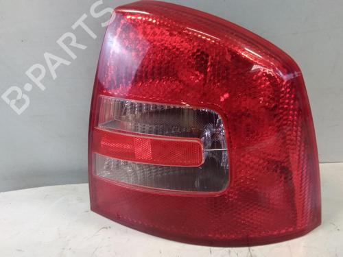 Used Right taillight SKODA OCTAVIA II (1Z3) 1.6 (102 hp) 20593575