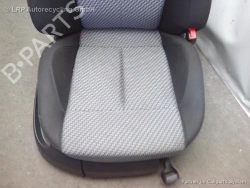 Right front seat SEAT LEON (1P1) 1.9 TDI | BP20573609C16 