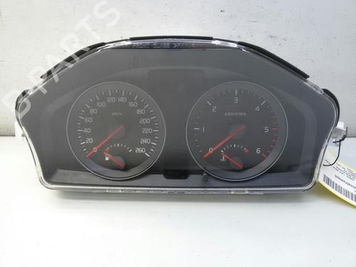 Used Instrument cluster VOLVO C30 (533) 1.6 D (109 hp) 20556248
