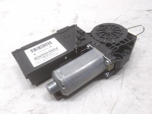 Left front window motor VW PHAETON (3D1, 3D2, 3D3, 3D4, 3D6, 3D7, 3D8, 3D9) 3.0 V6 TDI 4motion | BP20516171E21 