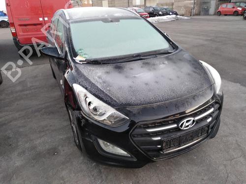 Left front driveshaft HYUNDAI i30 Estate (GD) 1.6 CRDi | BP31981852M38 