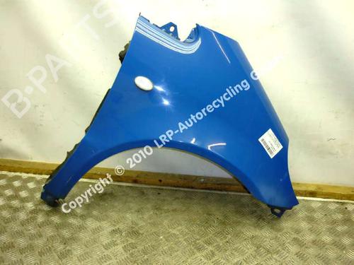 Used Right front fenders MERCEDES-BENZ A-CLASS (W168) A 140 (168.031, 168.131) (82 hp) 20557952