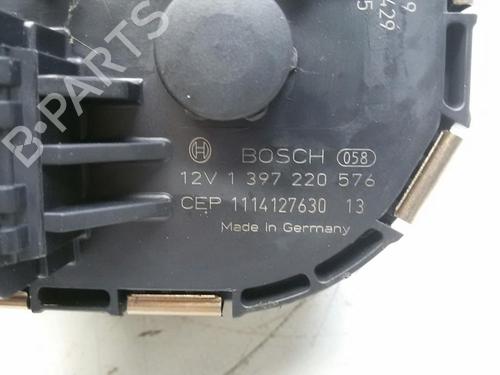 Used Front wiper motor PEUGEOT 5008 (0U_, 0E_) 1.6 16V (120 hp) 20585504