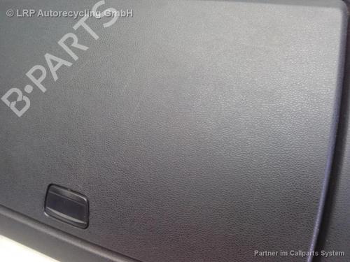 Used Glove box BMW 1 (E87) 116 i (115 hp) 20549946