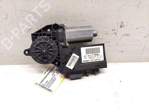 Używane Silniczek podnośnika szyby przedniej lewej PEUGEOT 307 CC (3B) 2.0 16V (136 hp) 31282410