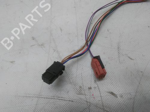 Left mirror PEUGEOT 307 Break (3E) 2.0 HDi 135 | BP20517049C26 