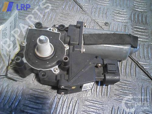 Portierruitmotor rechtsvoor AUDI A8 D2 (4D2, 4D8) 6.0 W12 quattro (420 hp) 20562495