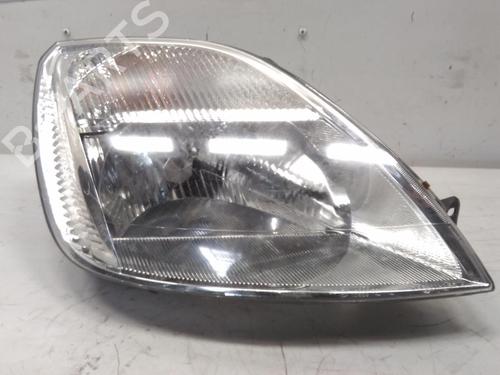 Used Right headlight FORD FIESTA V (JH_, JD_) 1.4 16V (80 hp) 26205246