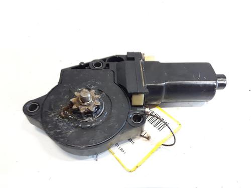 Used Left front window motor HYUNDAI ELANTRA III (XD) 2.0 CRDi (113 hp) 20562406