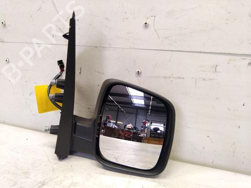 Retrovisor direito Retrovisor direito FIAT QUBO (225_) 1.4 (225AXA1A) (73 hp) 36166785 36166785