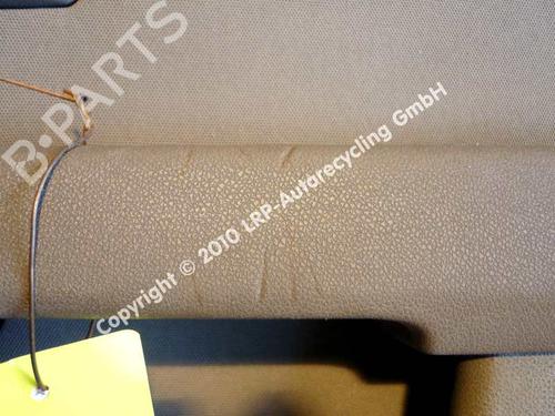 Garniture avant droite AUDI A2 (8Z0) 1.4 (75 hp) 20581666
