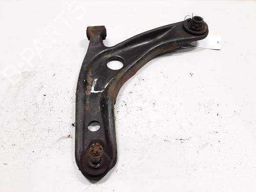 Draagarm links voor TOYOTA YARIS (_P9_) 1.0 VVT-i (KSP90_, KSP90R) (69 hp) 20524063