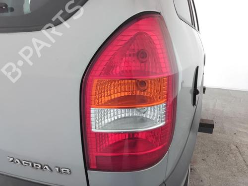 Feu arrière droit OPEL ZAFIRA A MPV (T98) 1.8 16V (F75) (125 hp) 31958392