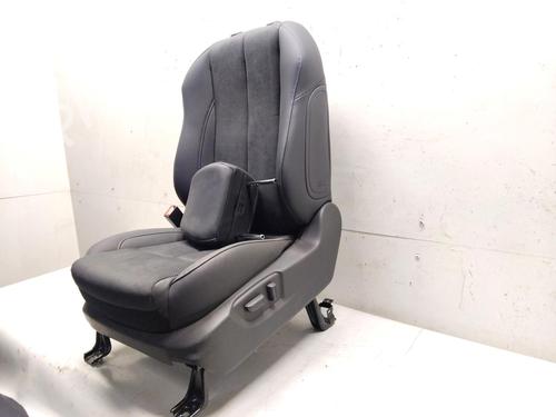 Left front seat MITSUBISHI ECLIPSE CROSS (GK_, GL_) Plug-in Hybrid 4WD (GL3W) | BP40267154C15 - Image 3