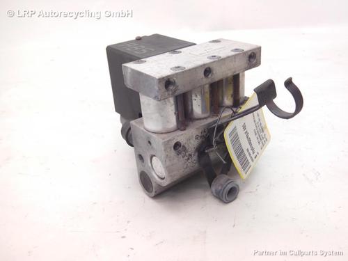 Used ABS pump VOLVO 940 Kombi (945) 2.3 (131 hp) 20554204