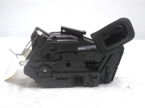 Front right lock VW GOLF VI (5K1) 1.6 TDI | BP20516669C97 