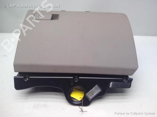 Handskerum VW PASSAT B6 Variant (3C5) 2.0 TDI (170 hp) 20550087