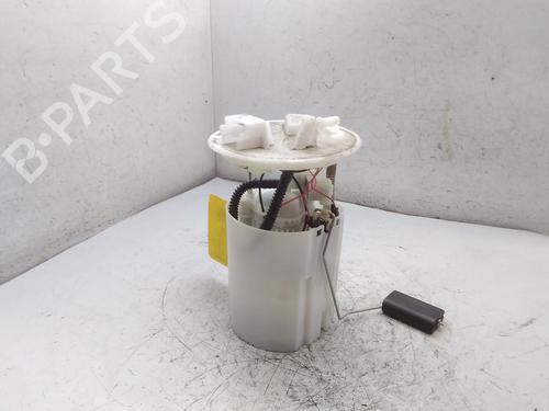 Used Fuel pump RENAULT TWINGO III (BCM_, BCA_) 1.0 SCe 70 (71 hp) 20526431