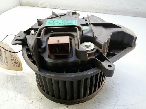 Used Heater blower motor AUDI A4 B6 (8E2) 2.0 FSI (150 hp) 20553524