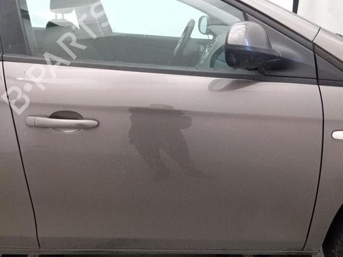 Used Right front door FIAT BRAVO II (198_) 1.4 (198AXA1B) (90 hp) 20590684