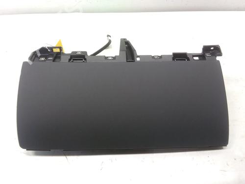Used Glove box TESLA MODEL Y (5YJY) EV (347 hp) 30309424