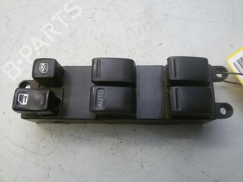 Used Left front window switch NISSAN ALMERA II Hatchback (N16) 1.8 (114 hp) 20567857