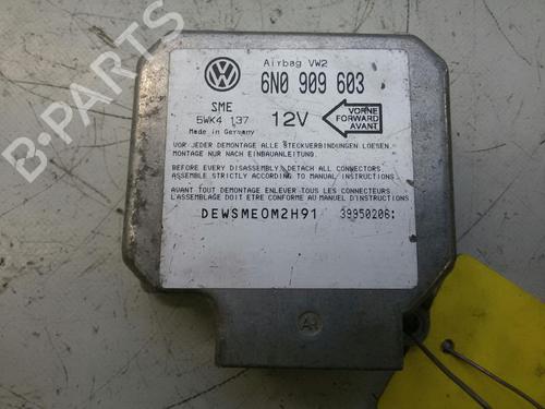 Kollisjonspute styreenhet VW SHARAN (7M8, 7M9, 7M6) 2.8 VR6 (174 hp) 20574348