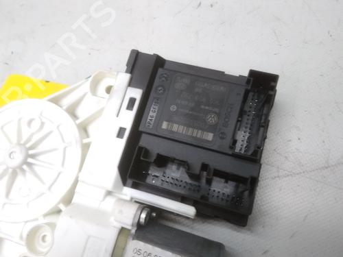 Right front window motor VW GOLF V Variant (1K5) 1.9 TDI | BP20516233E20 