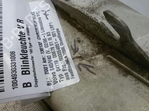 Right front indicator VOLVO S40 I (644) 1.6 | BP20537463C33