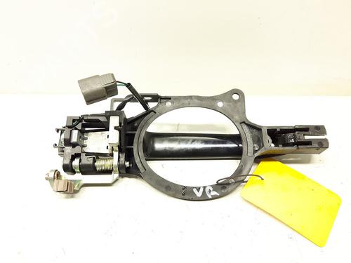 Używane Klamka zewnętrzna drzwi przednich prawych MITSUBISHI ASX (GA_W_) 2.2 Di-D 4WD (GA8W) (150 hp) 20516406