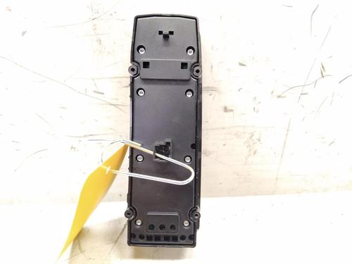 Left front window switch TESLA MODEL S (5YJS) P100D AWD | BP33130587I27 - Image 5