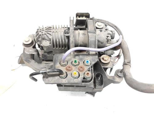 Used Suspension compressor TESLA MODEL S (5YJS) P100D AWD (772 hp) 20525102
